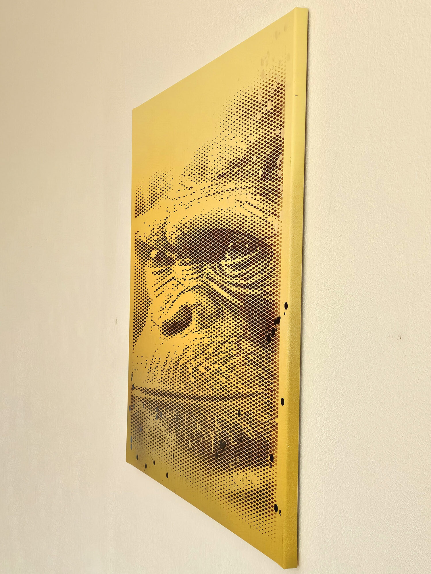 solace-chimp-painting right view